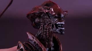 NECA Toys Aliens Fireteam Elite Prowler Alien Figure Review @TheReviewSpot
