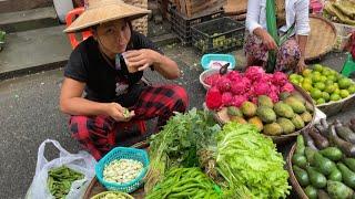  Myanmar People’s Life Energy In A Lively Morning Wet Market Yangon