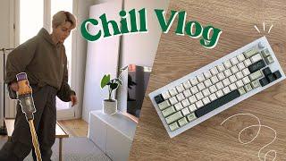 chill vlog software engineer | matcha keyboard & cleaning apartment