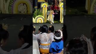 TARI TOPENG SIDAKARYA BALI