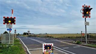 Three Horse Shoes (No.1) Level Crossing, Cambridgeshire