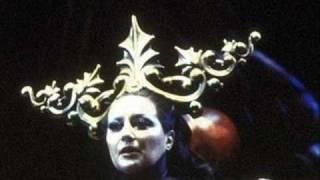 Caballé and Pavarotti talk about Turandot