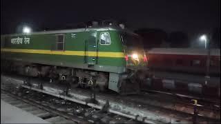 Red Marker Lights | WAG9 ARRIVAL WITH BCNA at Bareilly jn