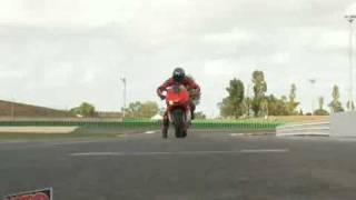 Dailymotion - Presentation de la Ducati D16 RR Desmosedici ( moto journal)