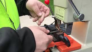 Cutting keys on a defu key cutting laser / sidewinder machine