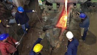 Fusione di 3 campane nella Pontificia Fonderia Marinelli di Agnone.