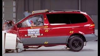1998 Toyota Sienna IIHS Moderate Overlap Crash Test (00crashtest will like this)