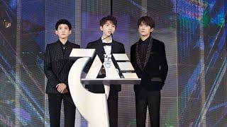 【TFBOYS 王俊凱】TFBOYS合體參加 2019TMEA騰訊音樂盛典 收穫「年度最佳團體」和「年度最受歡迎團體」兩項榮譽  並表演《第一次告白》《我的朋友》【Karry Wang Junkai】