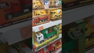 МАГАЗИН ИГРУШЕК A TOY SHOP