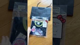 Unboxing ADLV acmé de la vie Hello Kitty shirt by Mrs Kwantum Kitty