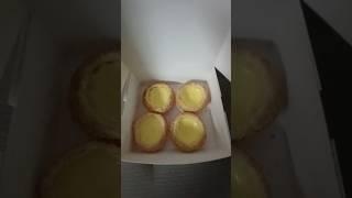 FLAKY egg tarts! TASTY! | #cantonese #canto #eggtarts #review #tasty #foodie #shorts #eatwithme |