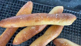 Breadsticks - Copycat Olive Garden Recipe - Ankarsrum