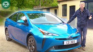 Toyota Prius 2020 | in-depth review  | DO YOU NEED THIS ??