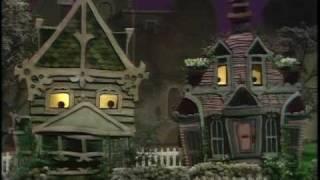 The Muppet Show: Talking Houses - The Hospital