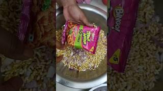 Tedhe Medhe Masala Mudhi  #odiavlogs #odiafoodvlogs #minivlogs #hostelvlogs #hostellife #foodie