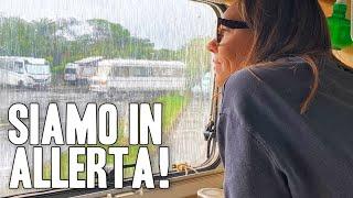 SVEGLIATI NELLE NOTTE! Allerta in area sosta camper, vanlife