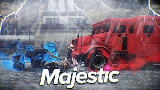 УГОНЩИК ПРОТИВ ИНКАССАТОРА в ЛОБОВОМ СТОЛКНОВЕНИИ в GTA RP / MAJESTIC RP
