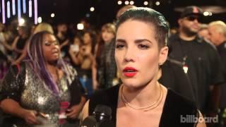 Halsey: MTV VMAs Red Carpet 2015