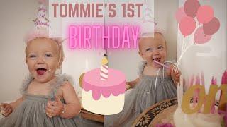 baby girl's first birthday party// tommies first birthday vlog!!