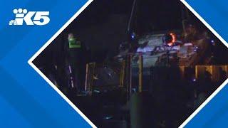 2 people dead, 3 injured after car drives off Edmonds ferry dock trying to elude deputies