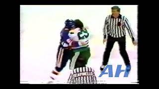 NHL Oct. 29, 1981 Jack McIlhargey,HFD v Hector Marini,NYI Hartford Whalers New York Islanders