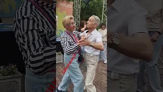 Великолепные пары в Сокольниках #сокольники #танцы