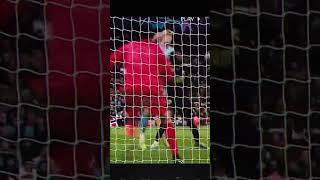 Erling Haaland’s reaction to Thibaut Courtois save