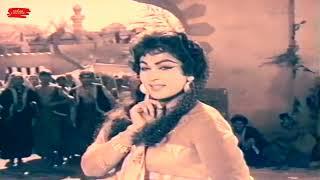 MERI NAZRAIN HAIN TALWAR KISKA DIL HAI ROKAY WAR - MUSARRAT NAZIR - FILM SAHEED