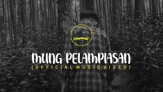 Mung Pelampiasan - Wahyu Landax (Official Music Video)