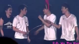 D.O. be angry with Suho XD [Exo]انظروا دي او ماذا فعل لسوهوXD