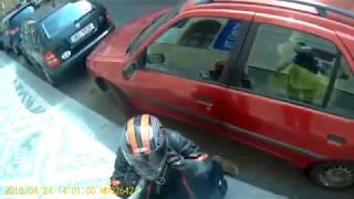 Police chase | Motorcyclist evading motorcycle cop | Prague, Czech Republic