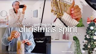 getting in to the christmas spirit *decorating, nails, coffee* *vlogmas day 2*