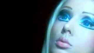 Valeria Lukyanova Amatue 21 anime make-up