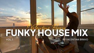 Funky House mix by Valentina Bravo