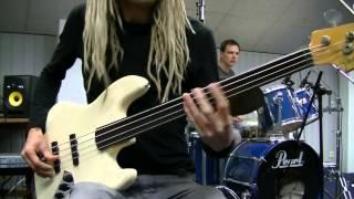 Experimental Fretless Funk Rock Bass & Drum Grooves