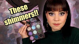 Lets try the new Fantasy Cosmetica rogue palette!