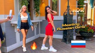  MEET RUSSIAN GIRLS  Beautiful girls in the central park of Moscow | Walking Tour - ⁴ᴷ (HDR)