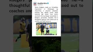  Aaron Rodgers Requests Physical Playbook, Earns Praise in Pittsburgh #shorts