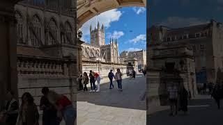 Bath Abbey on sunny day   #walkingtour #touristdistination #bathabbey #visitengland #bathcity