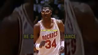 Why Jokic Has Nothing on Hakeem Olajuwon  #shorts #nba
