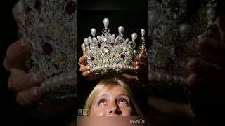 Beautiful crown for wedding #newcrown#viral #short #fashion #beautiful #shortfeed2022