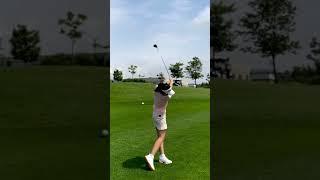 숙이고 있으면 클럽이 당긴다고?클럽아~클럽아~ 날 일으켜바 예쁜여자골퍼 Great swing#golf #shorts 김은정프로