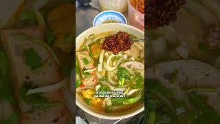 Bánh canh bột gạo gốc Huế O Linh, bán 3 đời mà chị là đời đầu! #chuongseiko #thanhansaigon