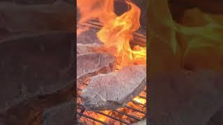 Searing steak on a #biggreenegg