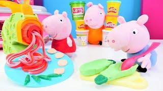 Kochvideo mit Peppa Wutz für Kinder. Zucchini-Schiffchen. Spielzeug Video auf Deutsch