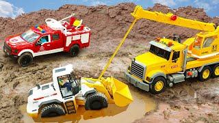 Rescue Police Cars, Excavator, Pickup Trucks, Tankers, Construction Vehicles and Unexpected Accident