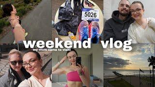 WEEKEND VLOG | Mum is here + running city to bay