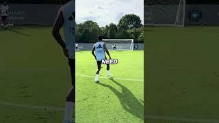 KYLIAN MBAPPÉ LOSES A SHOOTING CHALLENGE TO VINÍCIUS JR  AND JUDE BELLINGHAM 