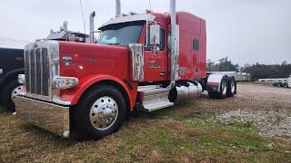 First Look, Walk-around and Test Drive of our own Peterbilt 589 78” Standup Sleeper in Viper Red