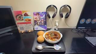 Eating at a 24hr Internet Cafe in Japan